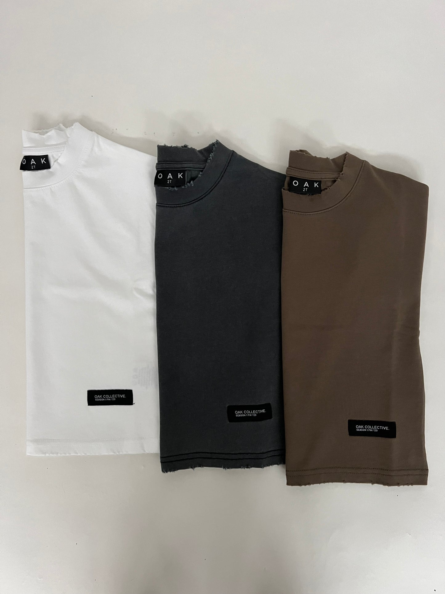 OVERSIZED DISTRESS TEE